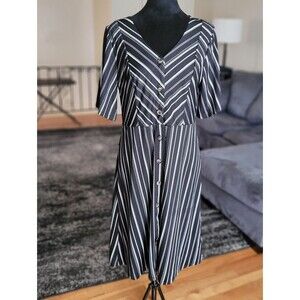 NY Collection Black and White Striped Midi Spring Dress Size M -  NWOT